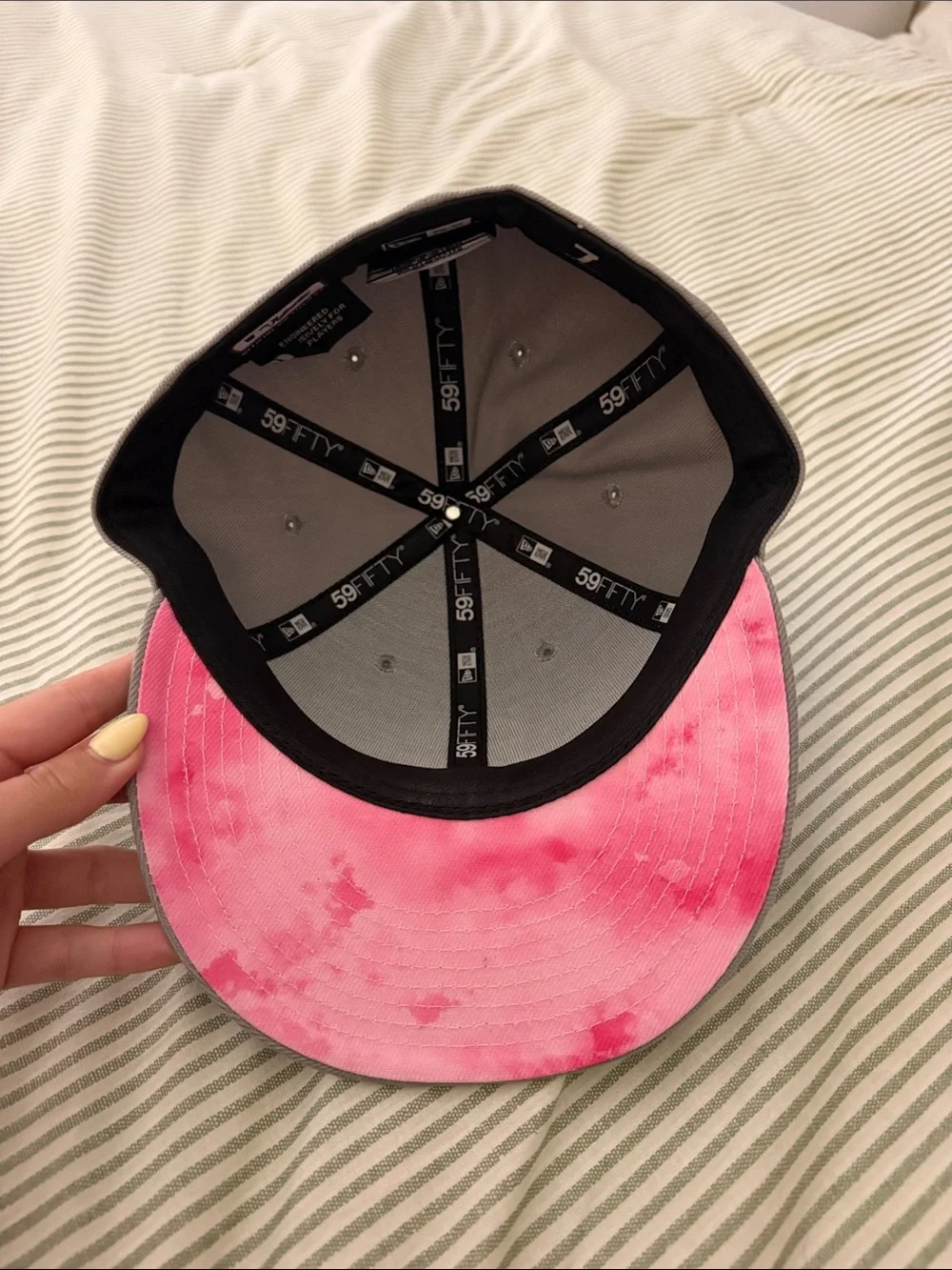 New Era gray pink
